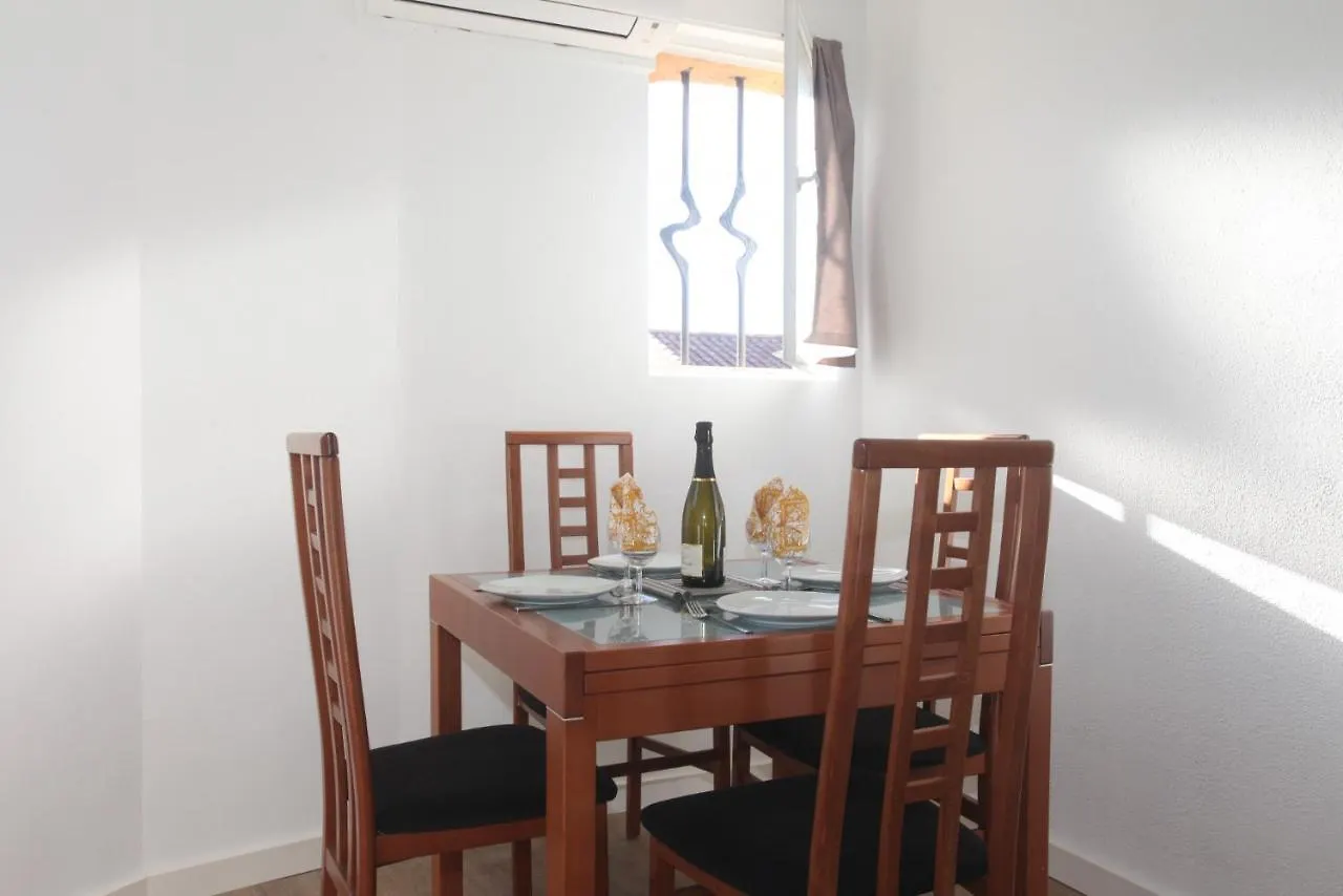 公寓 Ideal Pied A Terre Proche Cannes & Sophia, Parking 穆然